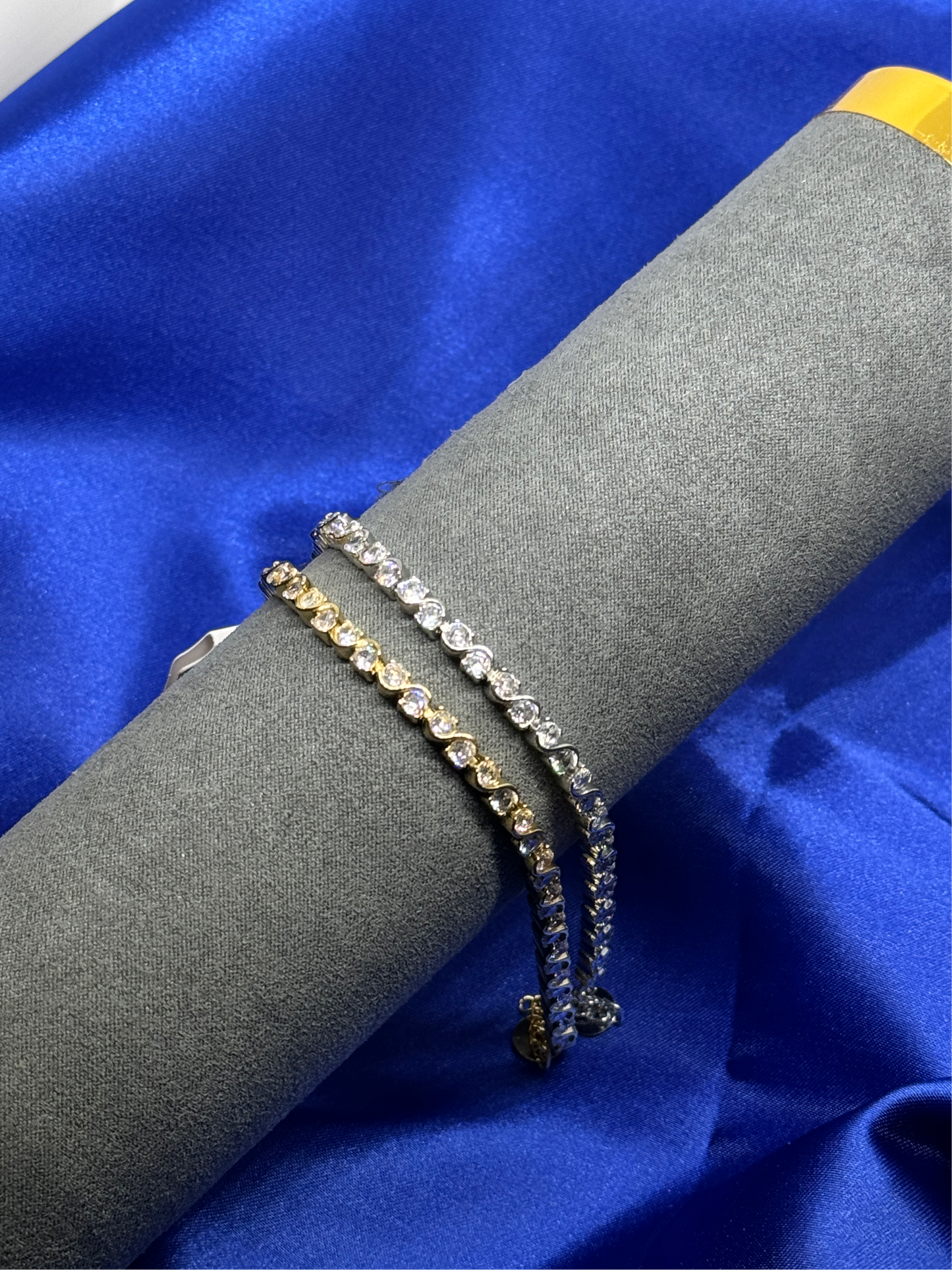 Imperial bracelet - gold