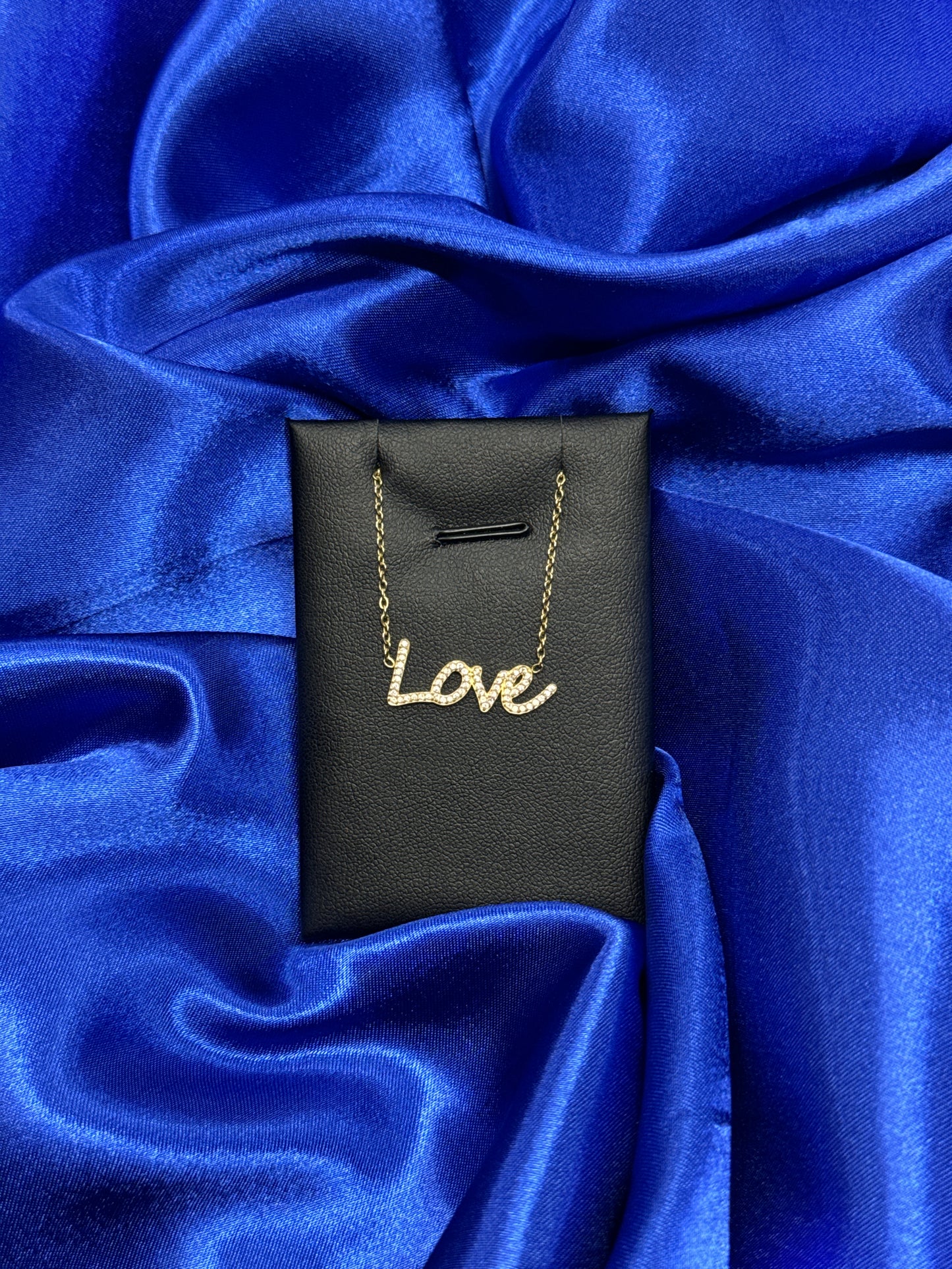 Love necklace - gold