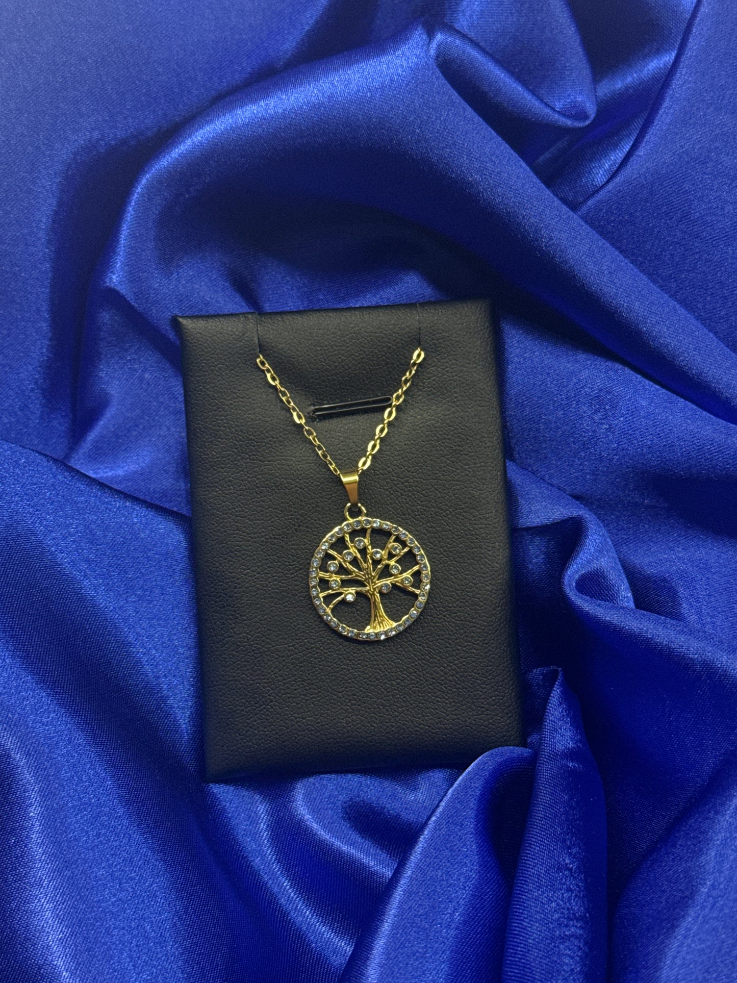 Eden necklace - blue stones