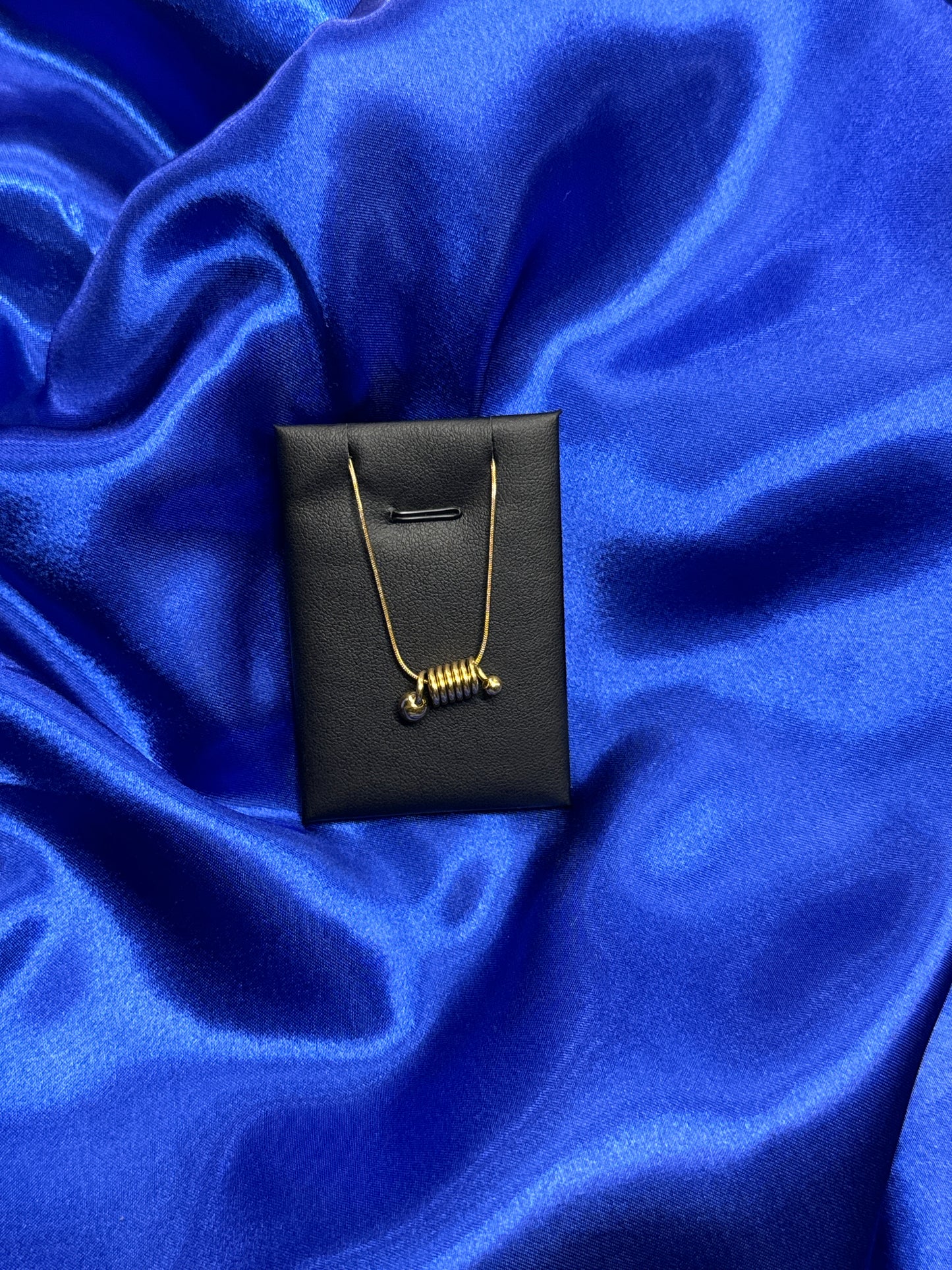 Cord necklace - gold