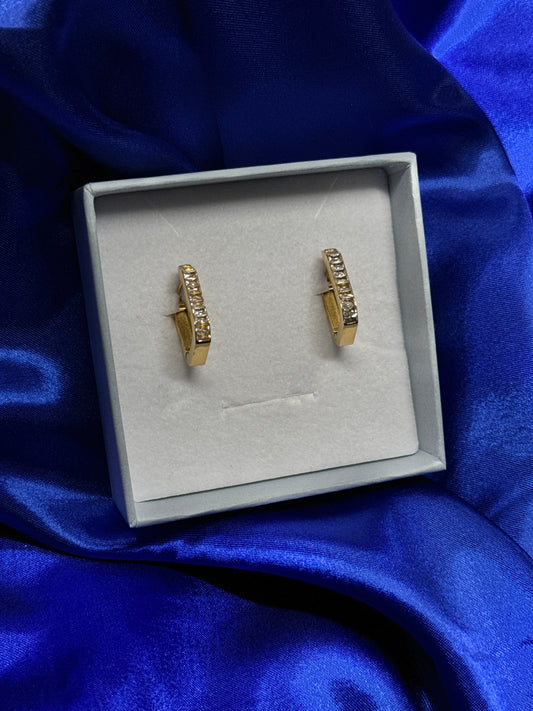diamond earring - gold